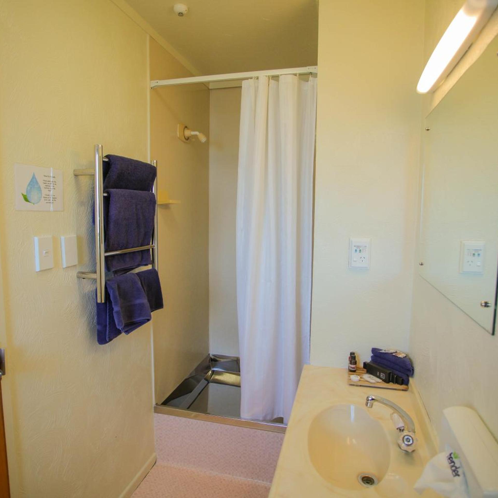 غرفة كلاسيكية بسرير مزدوج، Abbots Hamilton - Hotel And Conference Centre 4/5
