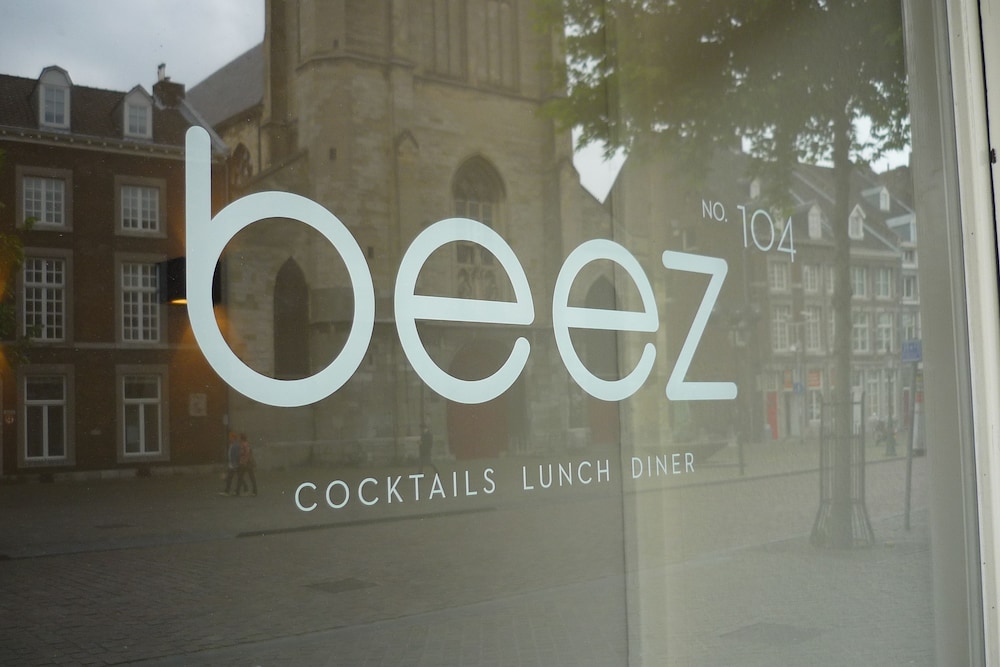 Hotel Beez NO.106 8/45