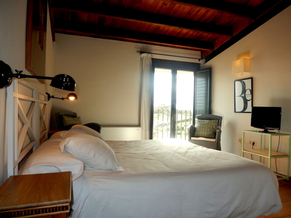 Hotel El Turcal 11/41