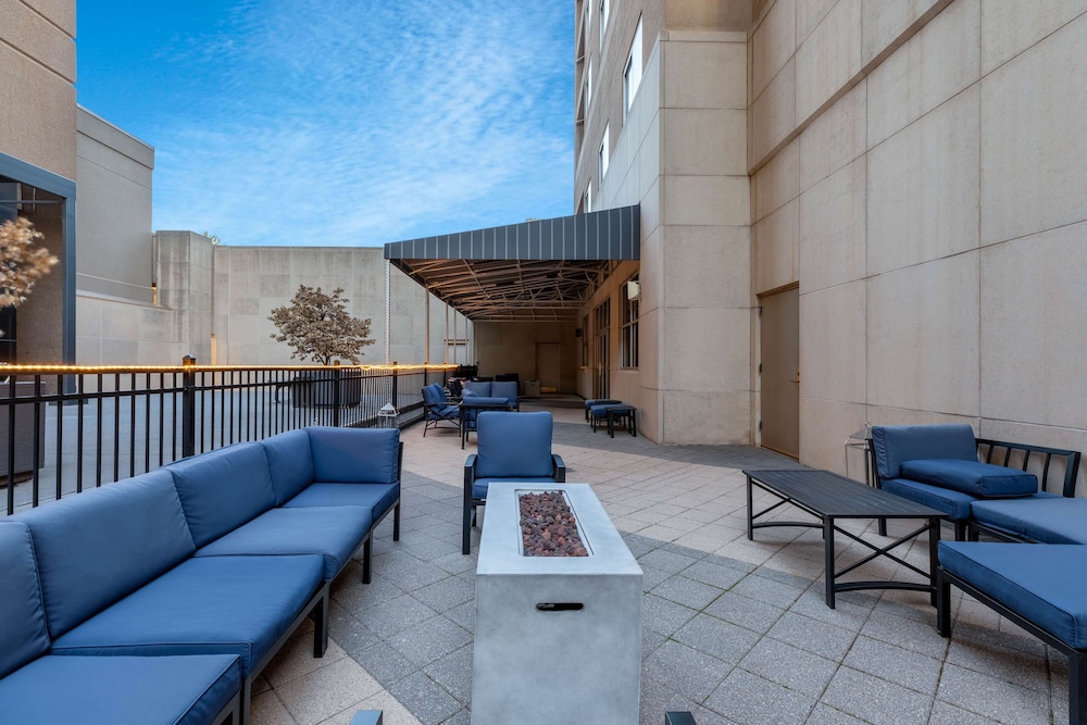 Wyndham Grand Oklahoma City Downtown 48/68