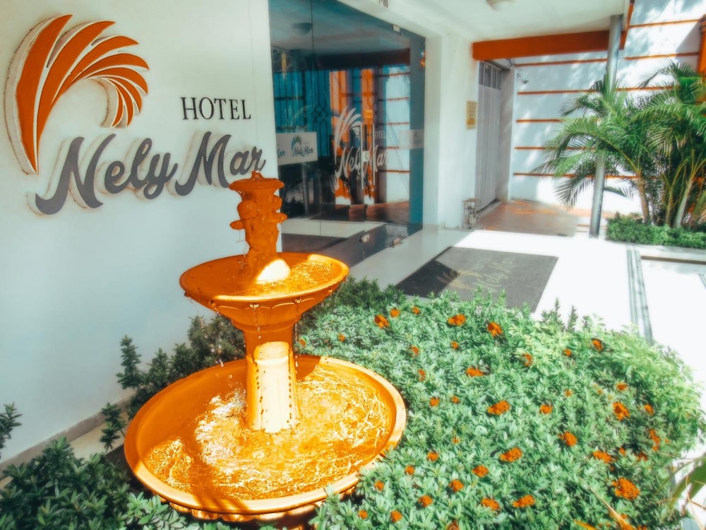 Hotel Nely Mar 7/32