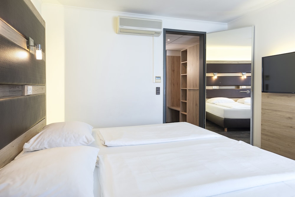 Roomingtons Hotel Kaiserhof 13/49