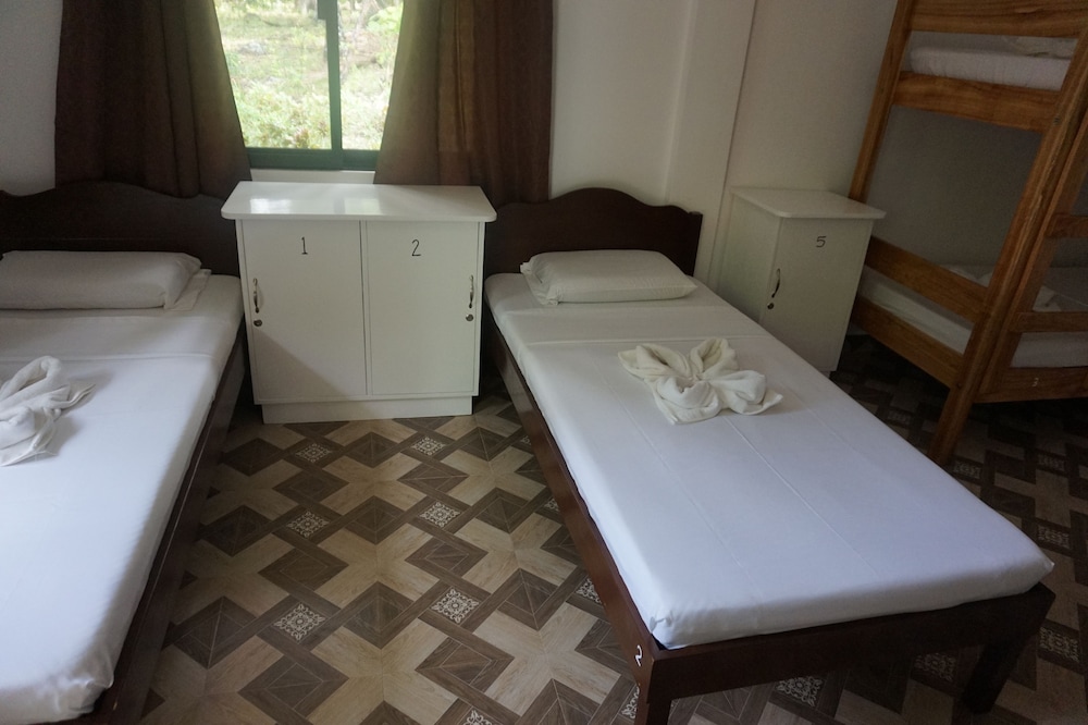 Wellbeach Dive Resort 19/74