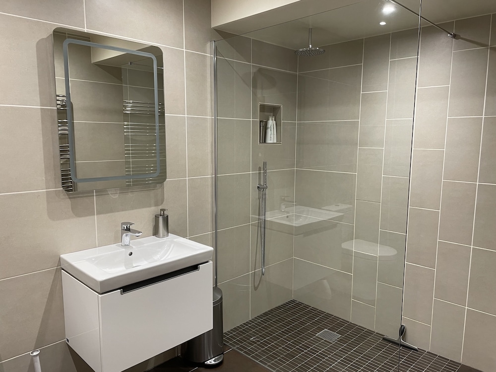 White Lodge B&amp;B 27/28
