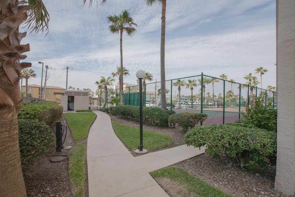 Edgewater By South Padre Condo Rentals 20/26