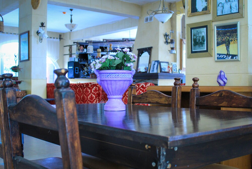 Lapida Garden Hotel 36/48