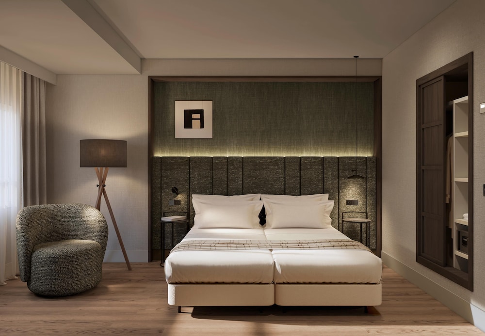 New Style, Superior, Queen Bed