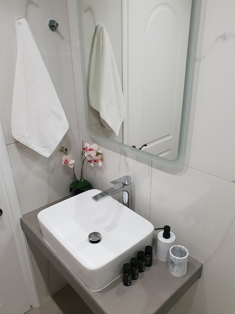 Efthimias Rooms 18/23