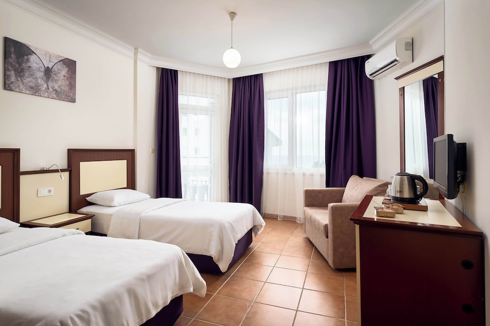Kaila City Hotel 24/62