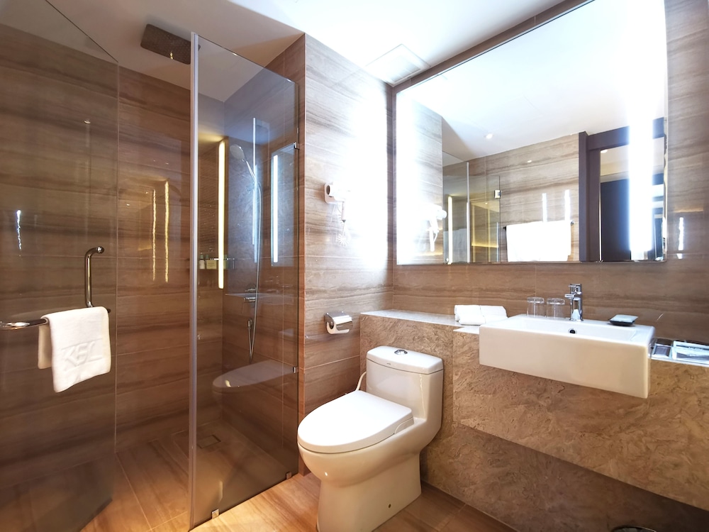 KSL Hotel & Resort 48/50