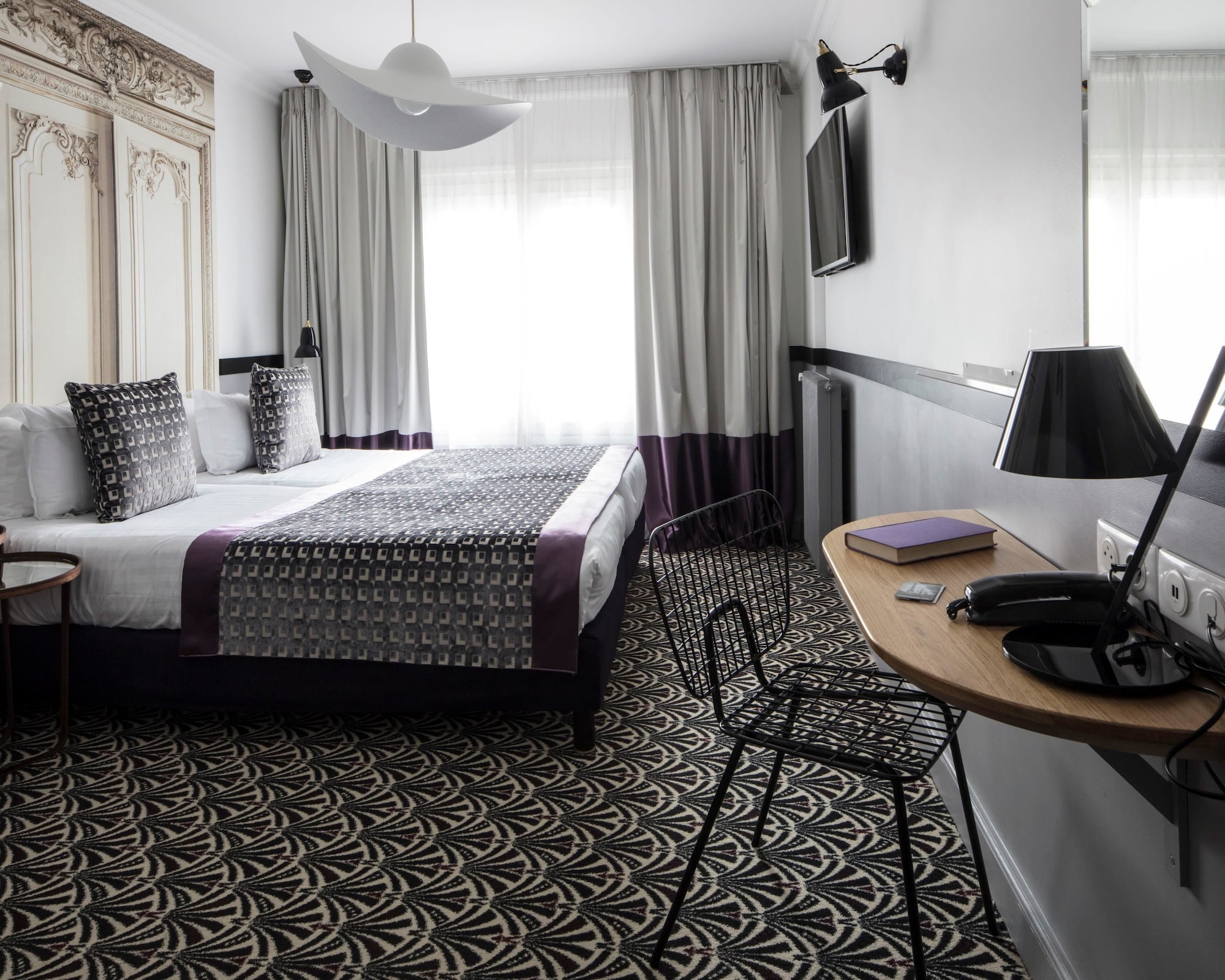 SUPERIOR, TWIN BEDS
