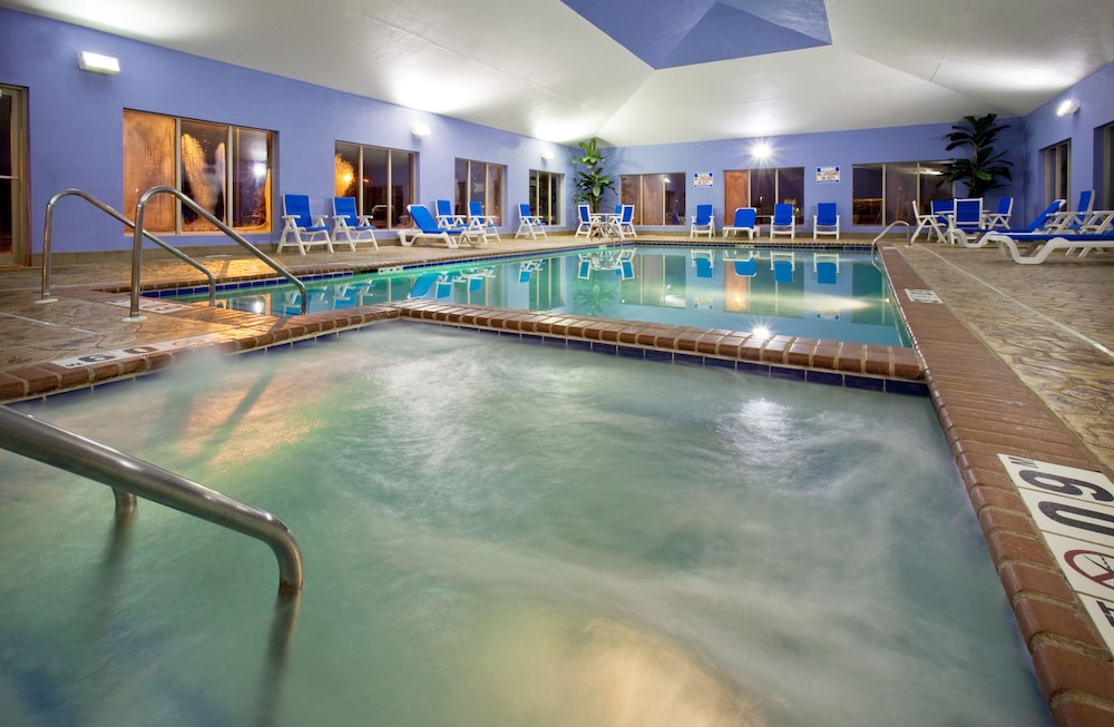 Holiday Inn Express Hotel And Suites Pleasant Prairie Kenosha 18/41