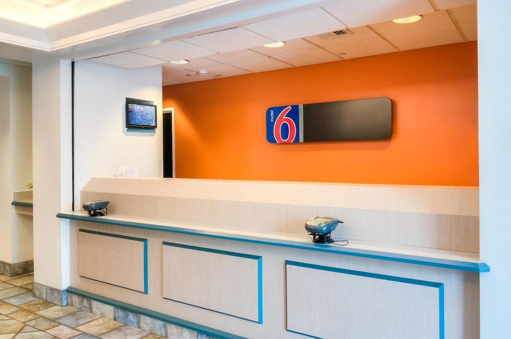 Motel6 Joliet, IL - Chicago - I-55 9/57