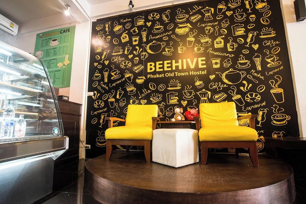 Beehive Phuket Old Town - Hostel 56/64