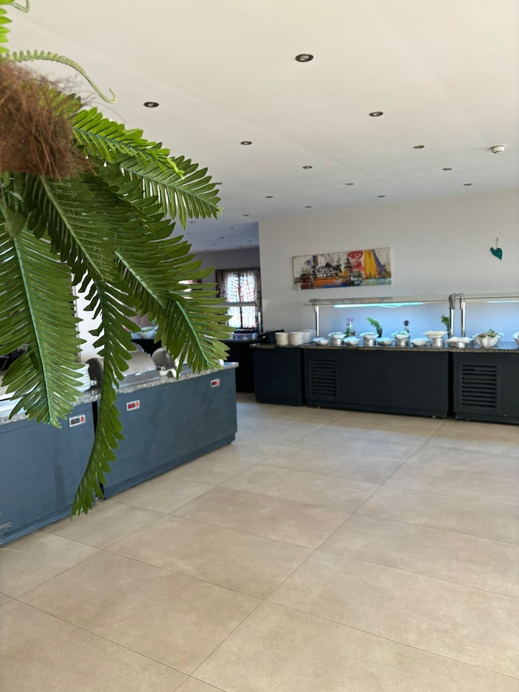 Bodrum Sea Side Beach Club Hotel - All Inclusive 13/72