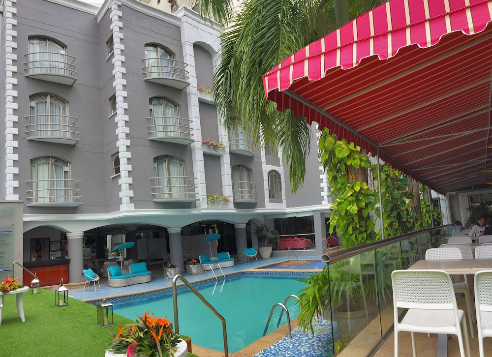 Country International Hotel 2/55