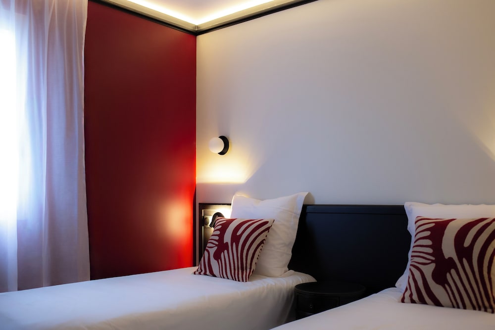 Renovated, Twin Beds، Hotel Alliance - Proche Paris 2/2