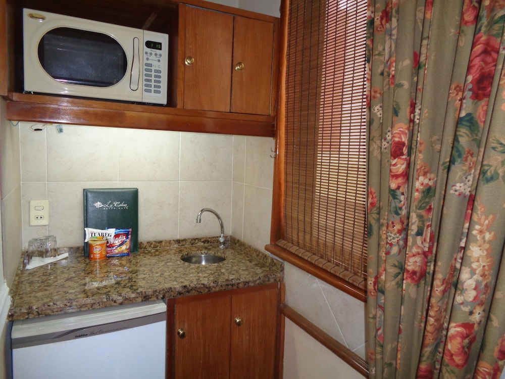 Premier Hill Suites 47/68