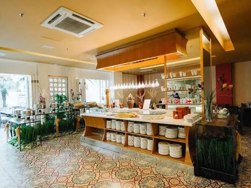 Raia Hotel Kota Kinabalu 38/45
