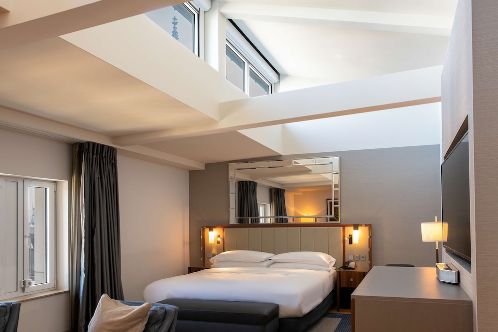 Hilton Cologne Hotel 11/74