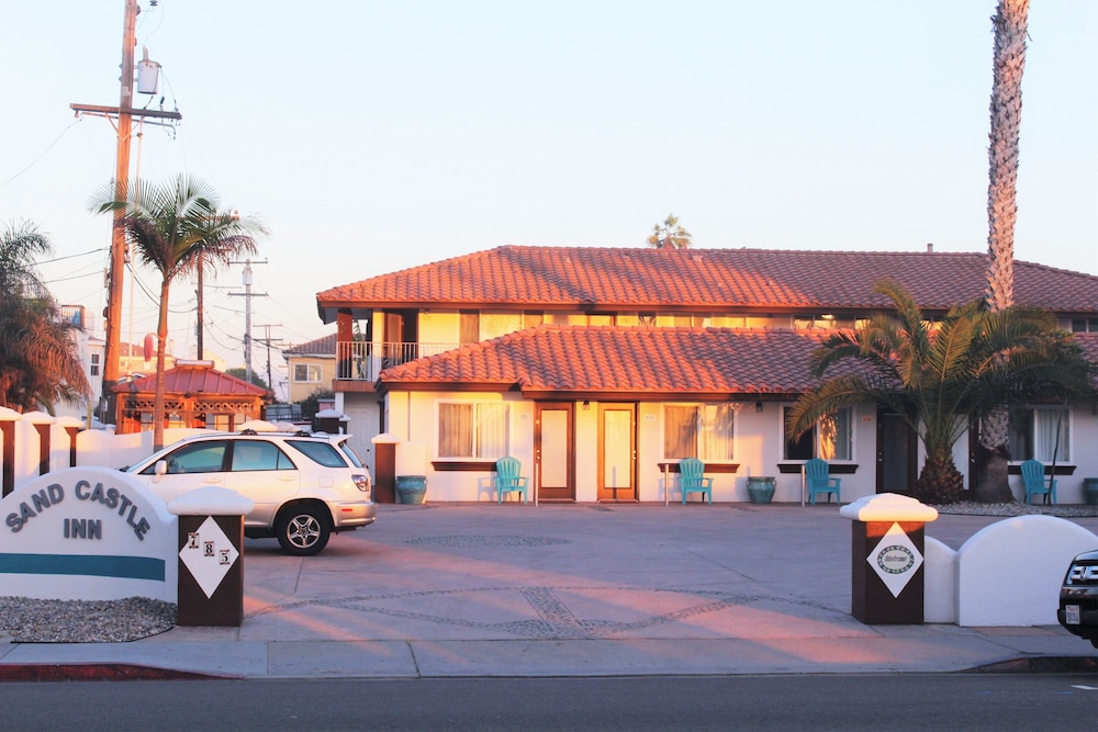 Sand Castle Inn 63/71