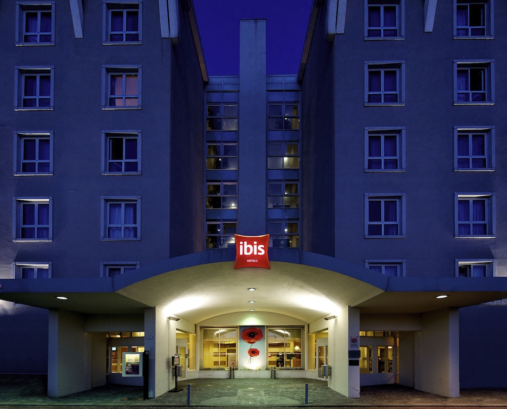 Ibis Florence North Airport Hotel 4/65