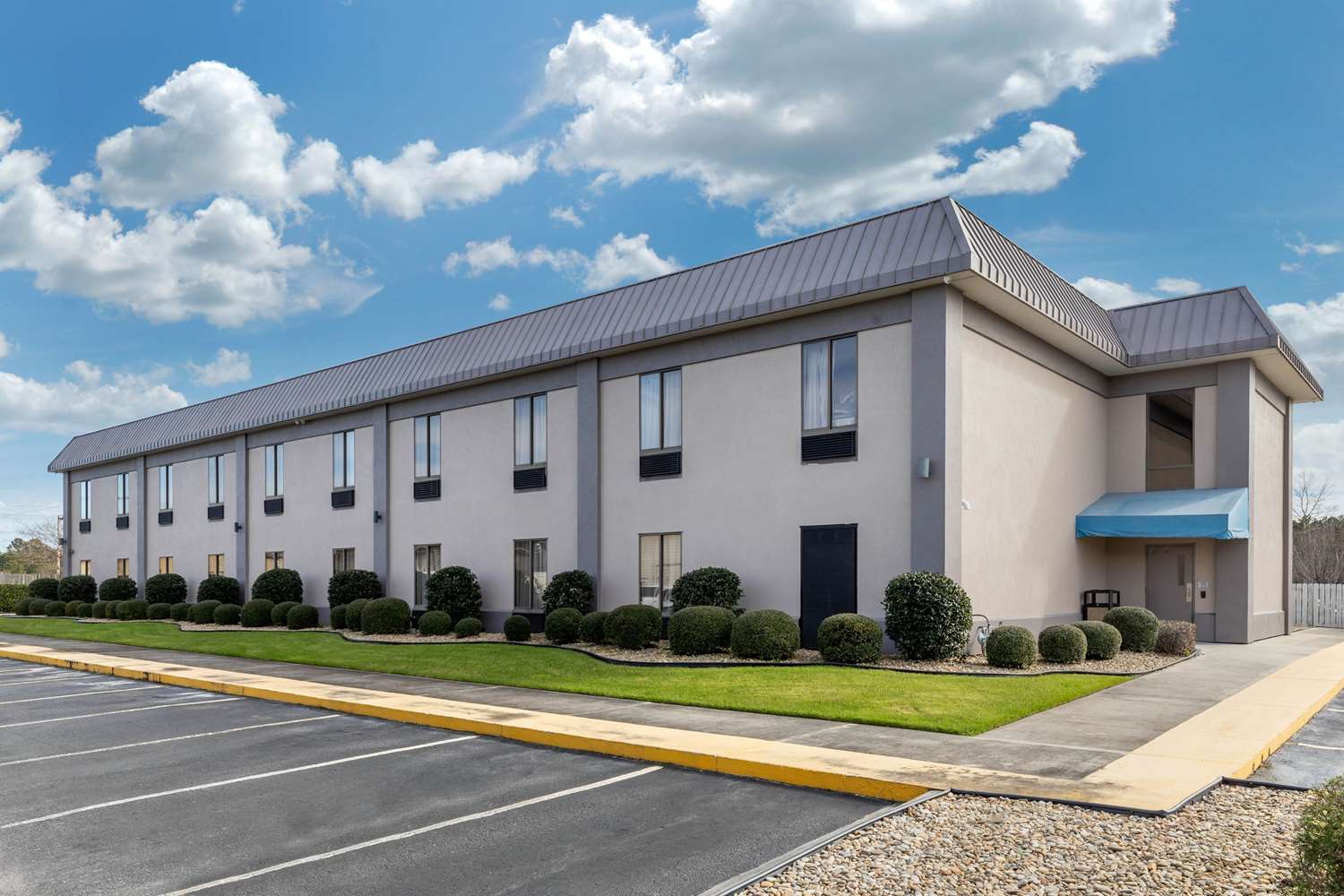 Econo Lodge At The University 8/41