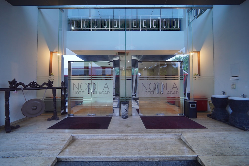 Noola Hotel Cilacap 65/68