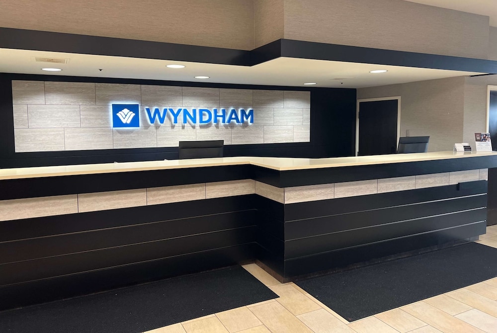 Wyndham Minneapolis South/Burnsville 9/64