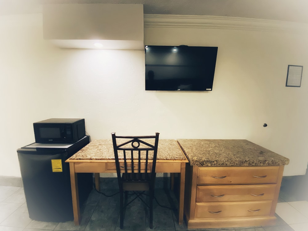 Real Inn De Tijuana Boulevard Agua Caliente 32/50