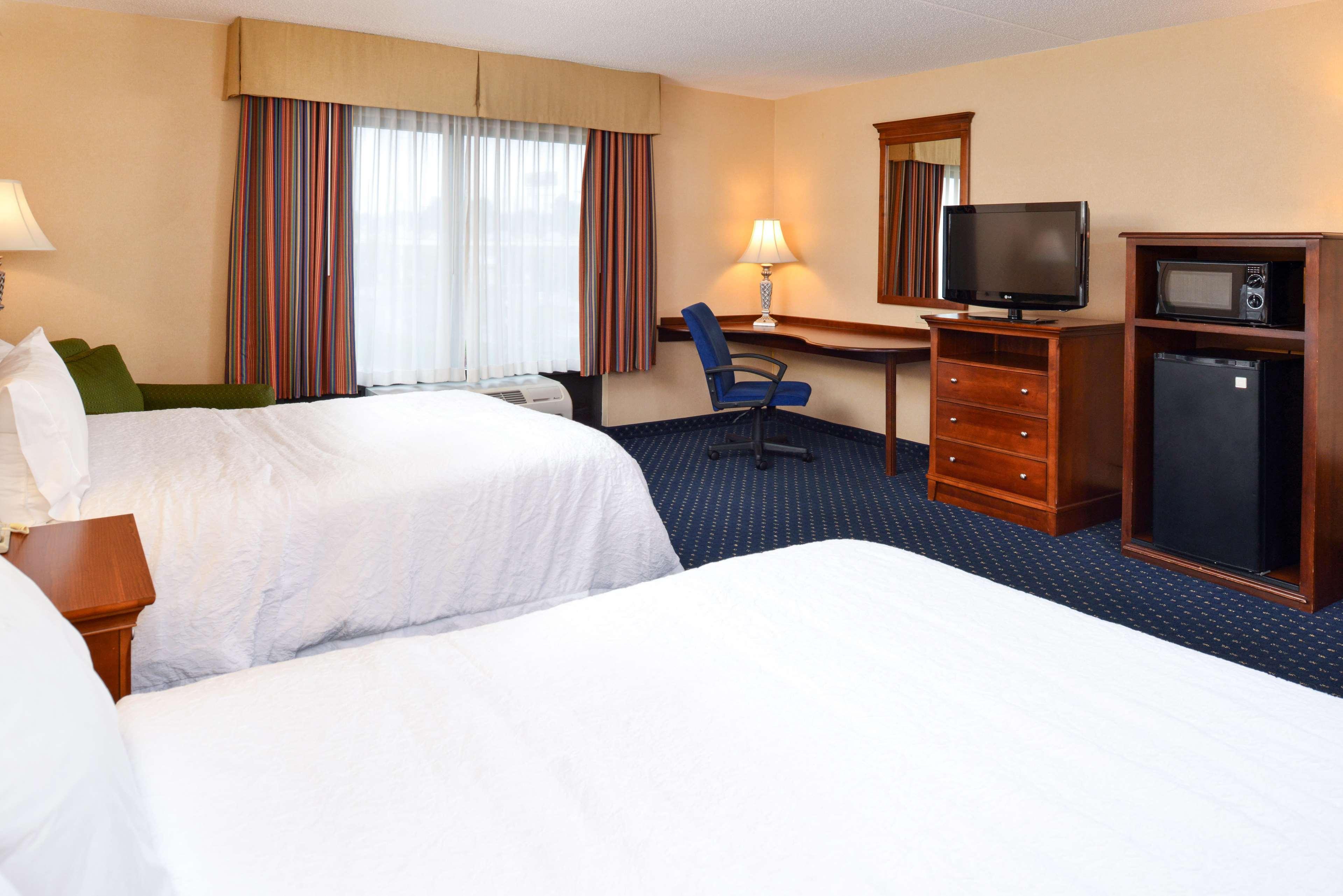 ROOM, 2 QUEEN BEDS, ACCESSIBLE