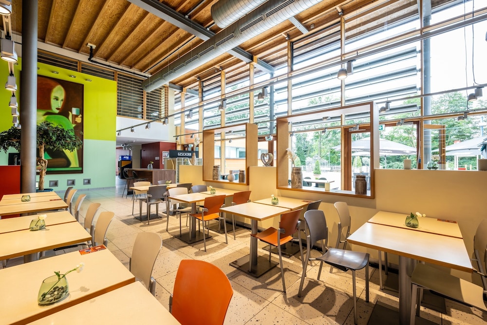 SERWAYS HOTEL BRUCHSAL WEST 35/54