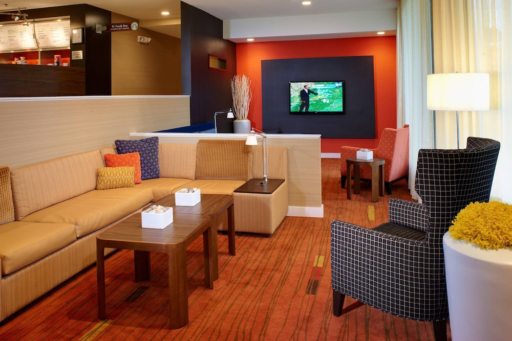 Courtyard by Marriott Lexington North 30/45