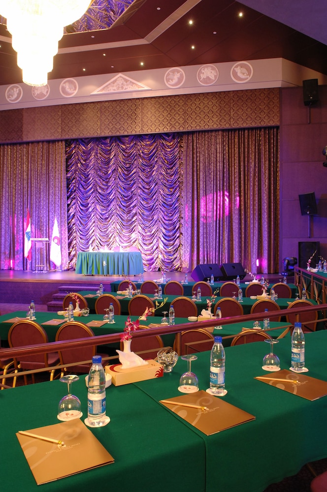 Regency Palace 62/71