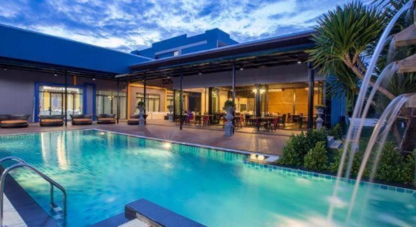 M Boutique Resort 9/52