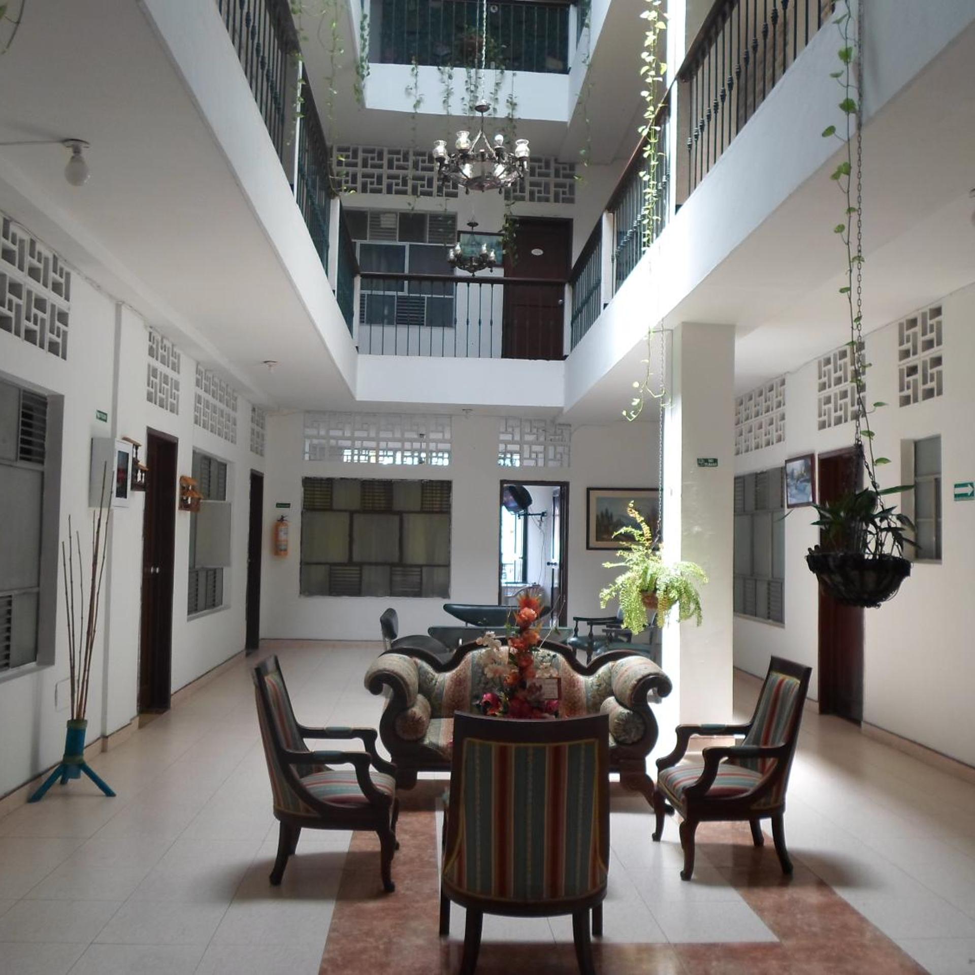 Gran Hotel El Cedro 36/50