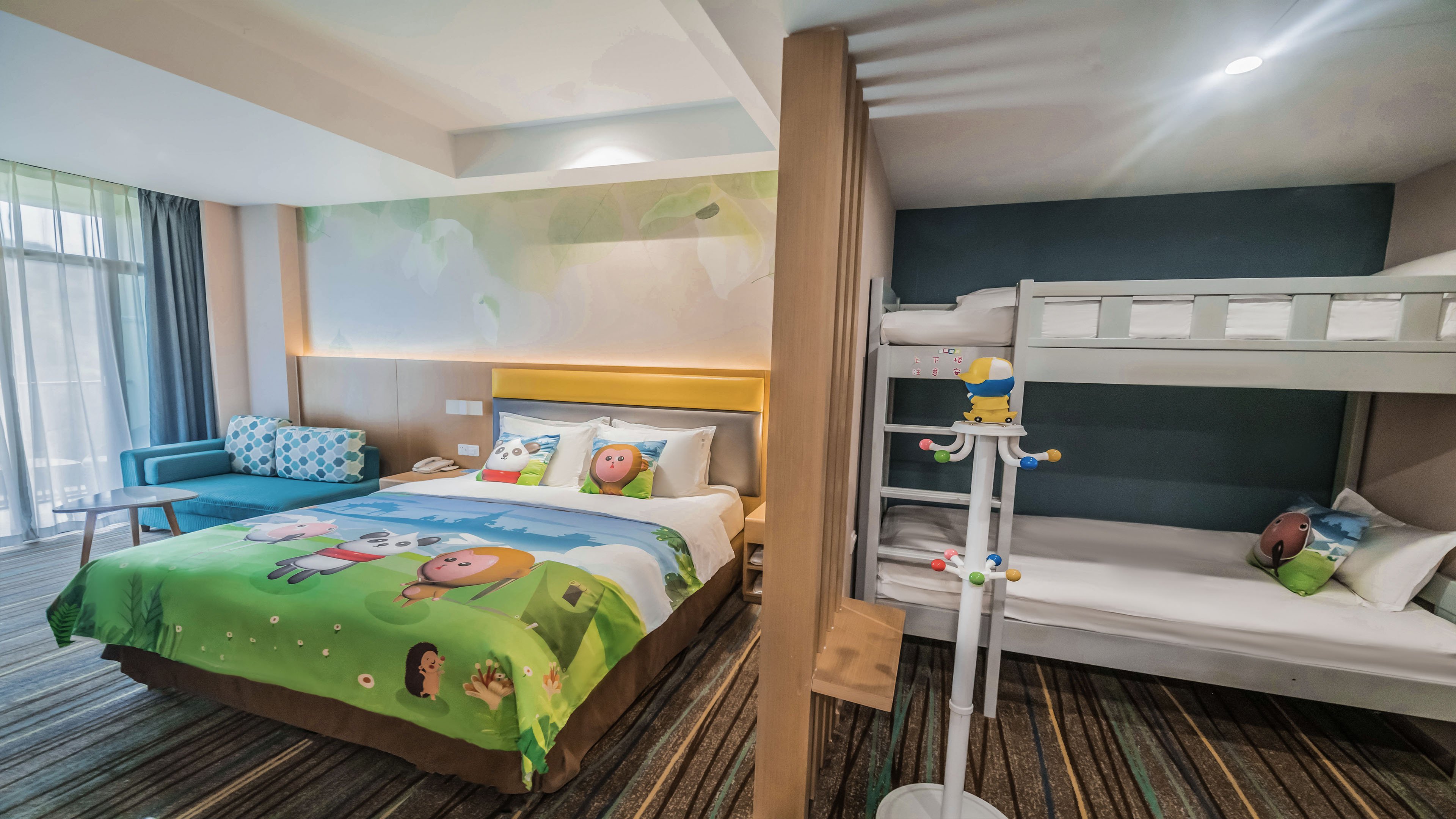 HOLIDAY INN EXPRESS EMEI MOUNTAIN 26/69