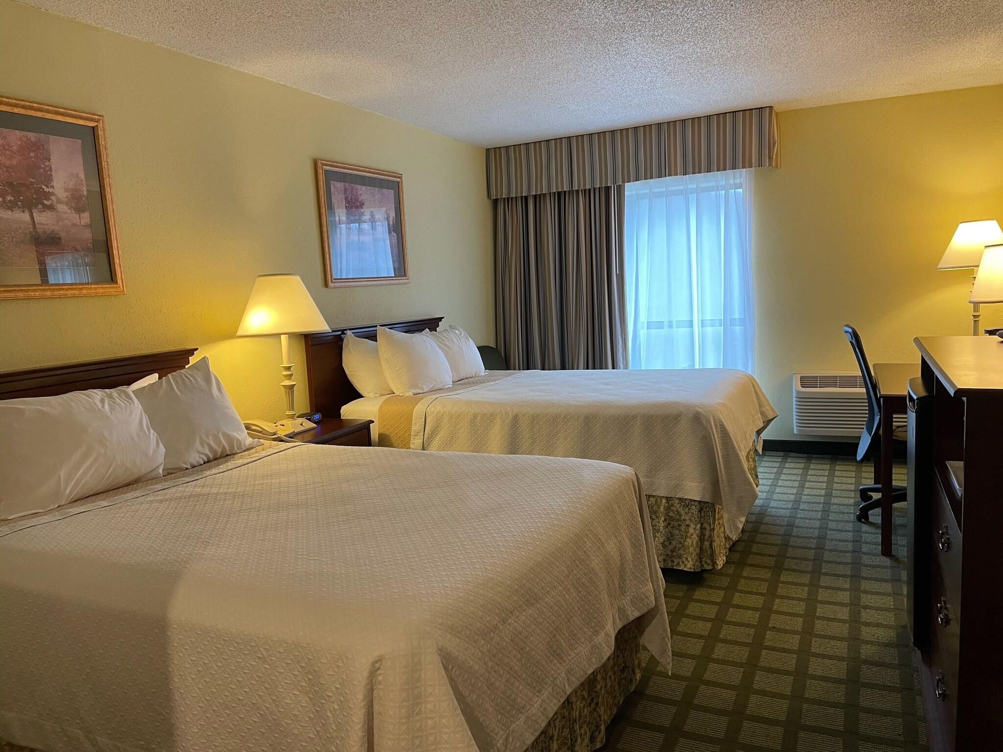 Room, 2 Double Beds, Balcony, North Tower