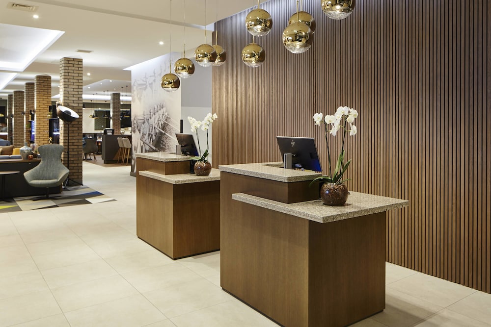 Courtyard By Marriott Oxford South 8/59
