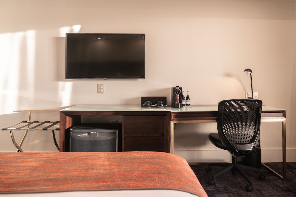 James Cook Hotel Grand Chancellor 48/60