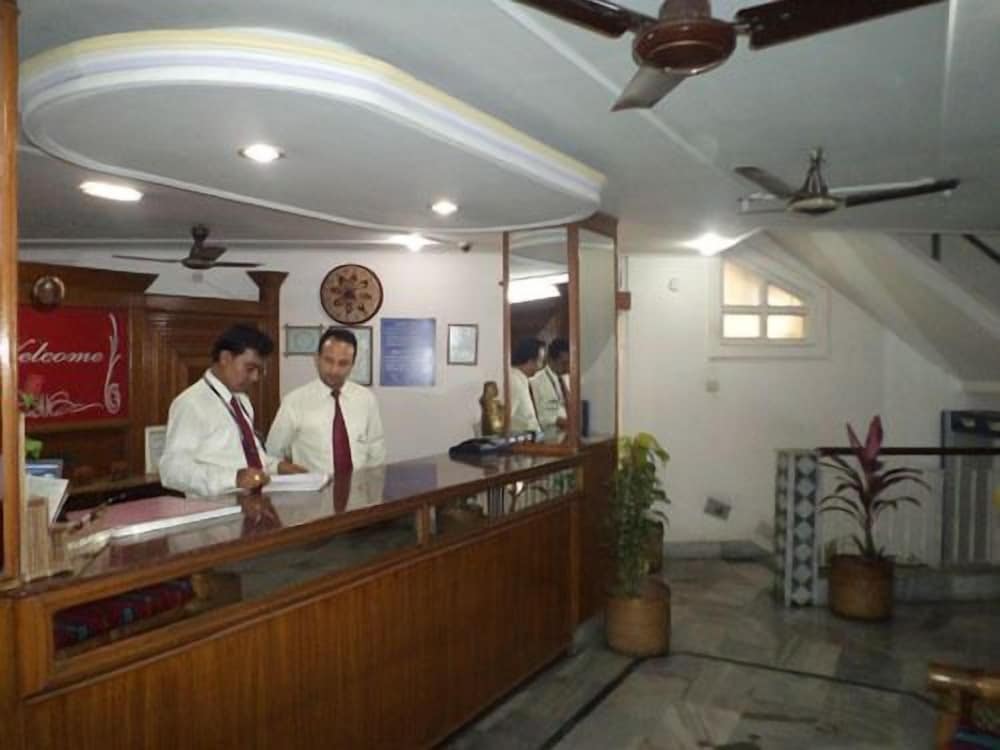 lobby