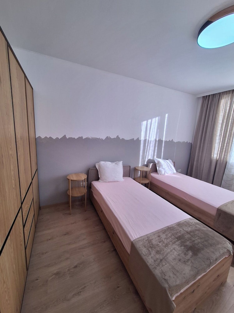 Apartments Mladost 1A-554 16/50
