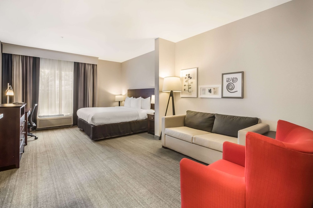 Comfort Inn & Suites Fairburn - Atlanta Southwest 39/45
