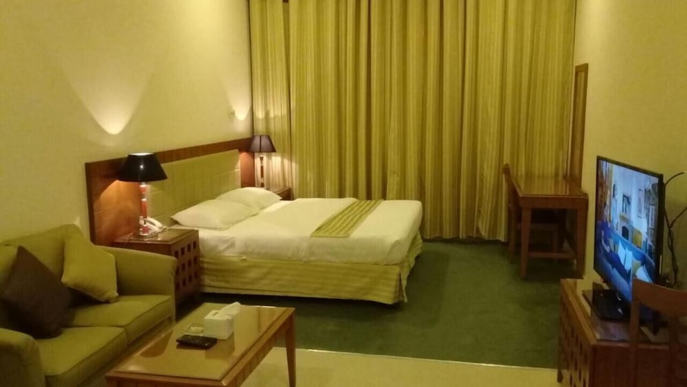 لي لي للأجنحة الفندقية الهفوف(Lily Hotel Suite Hofuf) 11/32