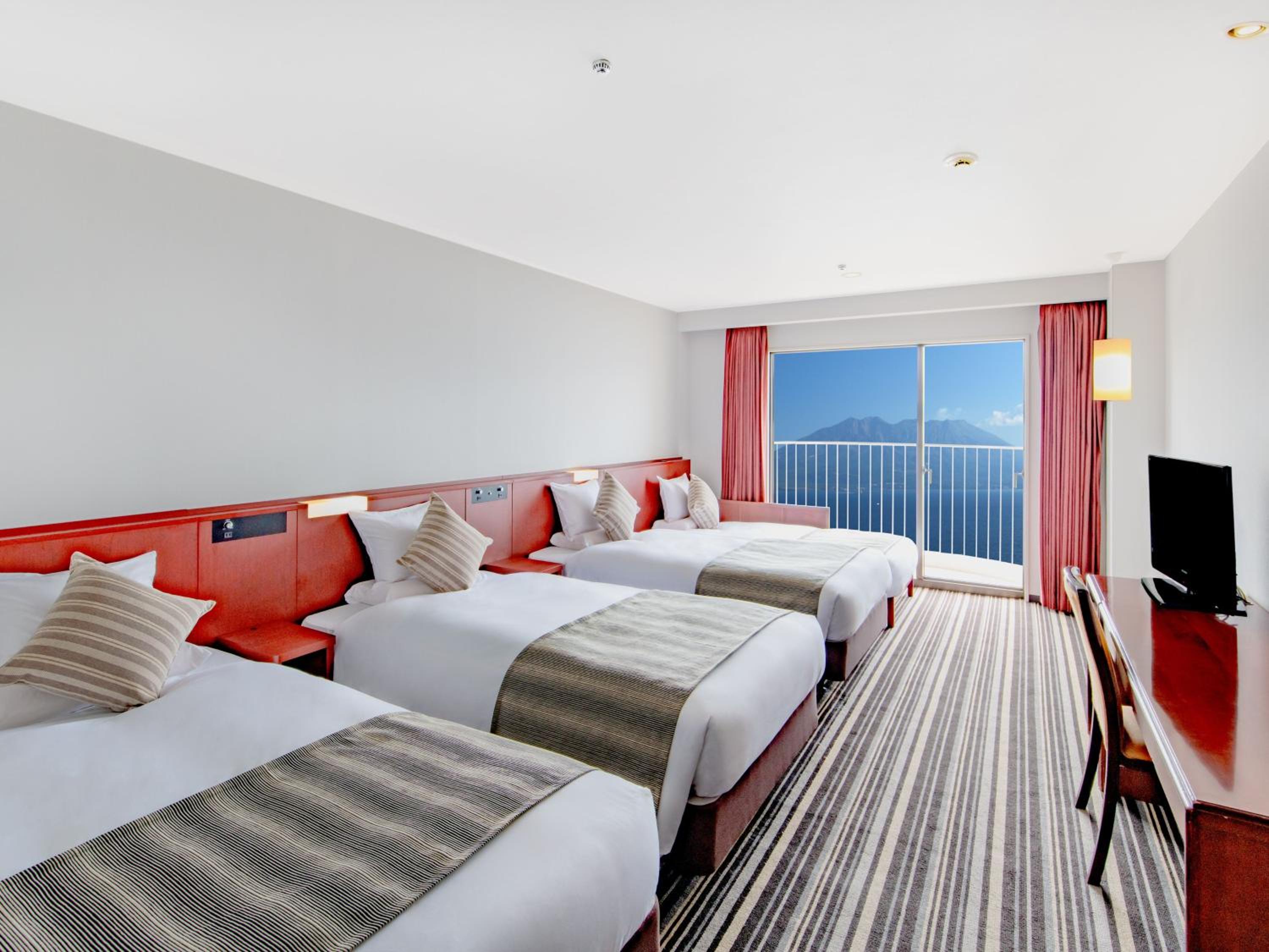 Standard, Quadruple, Single Bed