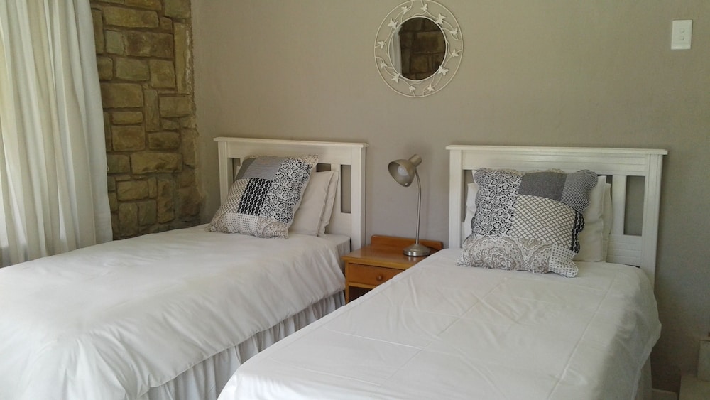 Ledges Retreat Guest Farm 6/50