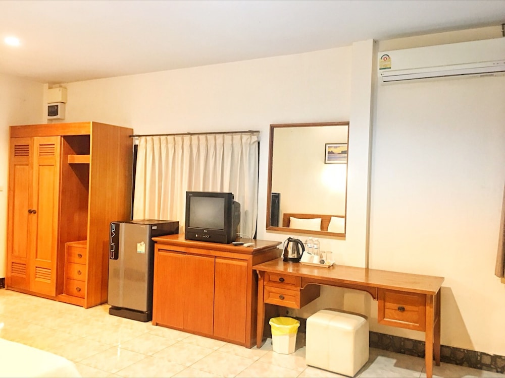 Krabi Grand Place Hotel 18/21