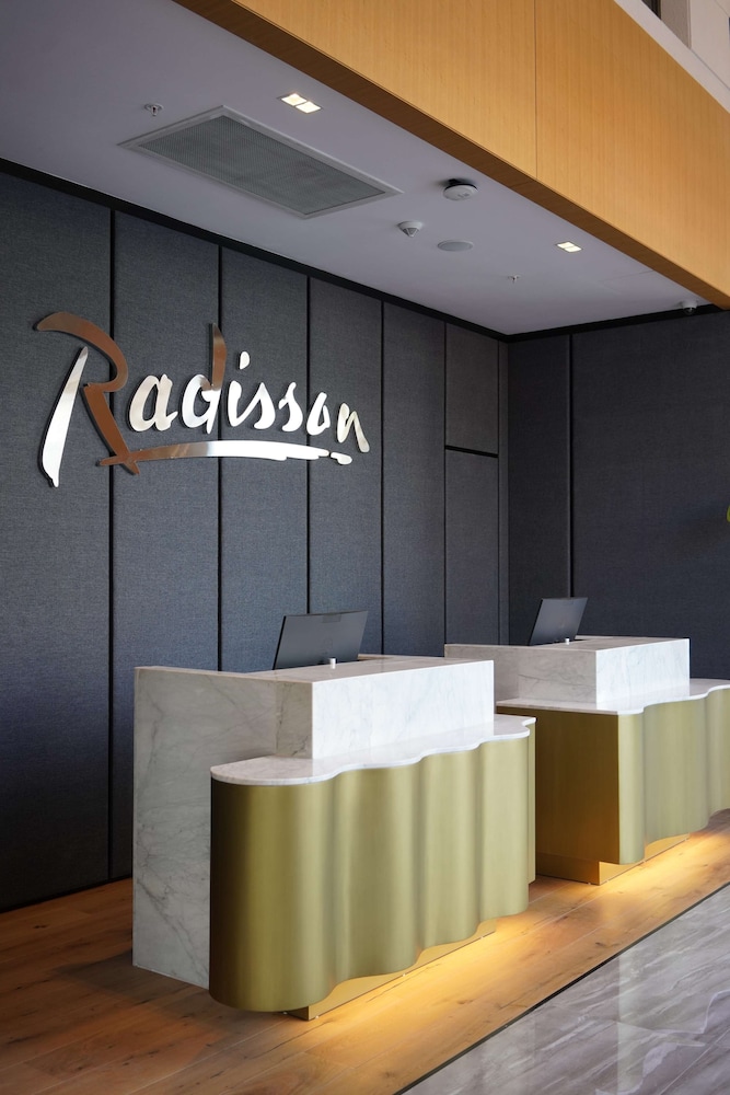 Radisson Hotel Mersin 6/48