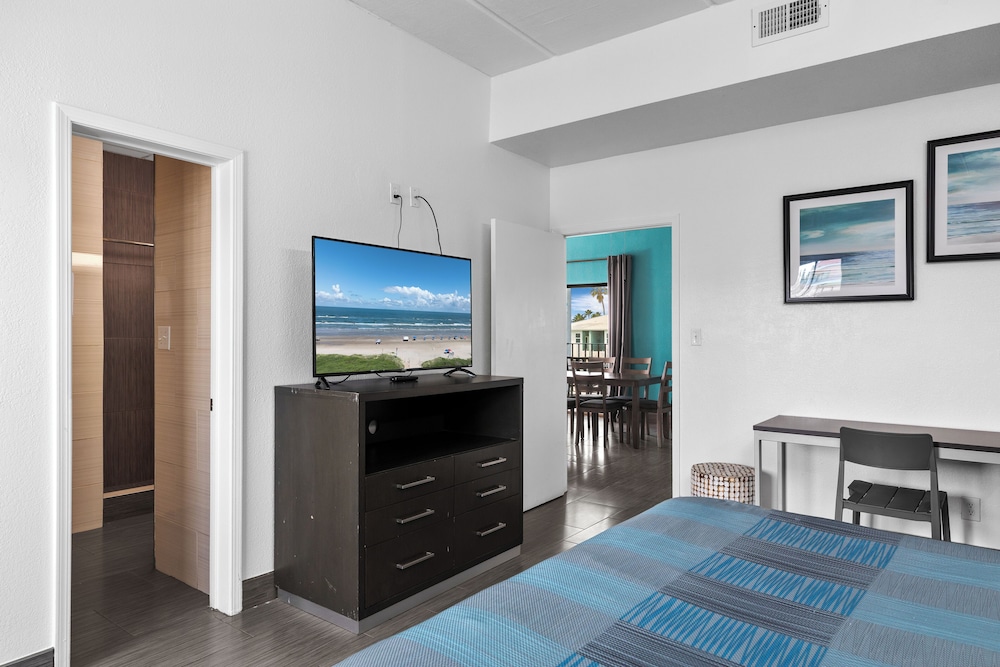 WindWater Hotel & Marina 47/66