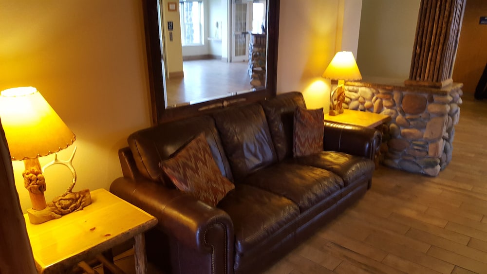 Microtel Inn And Suites Bozeman 25/34